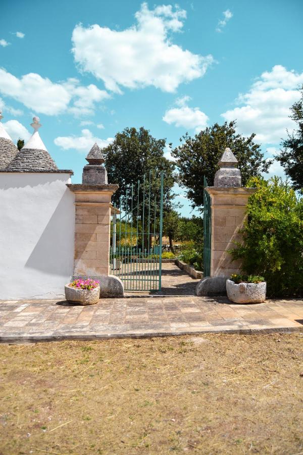 Trulli Sul Vignale In Masseria Santalachicca Martina Franca Buitenkant foto